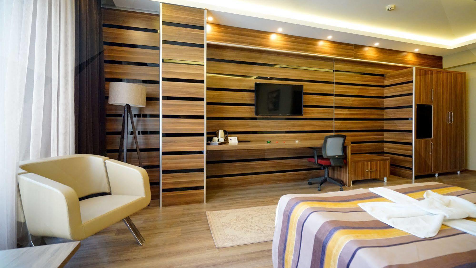 Es Albatros Hotel Eskişehir Extérieur photo