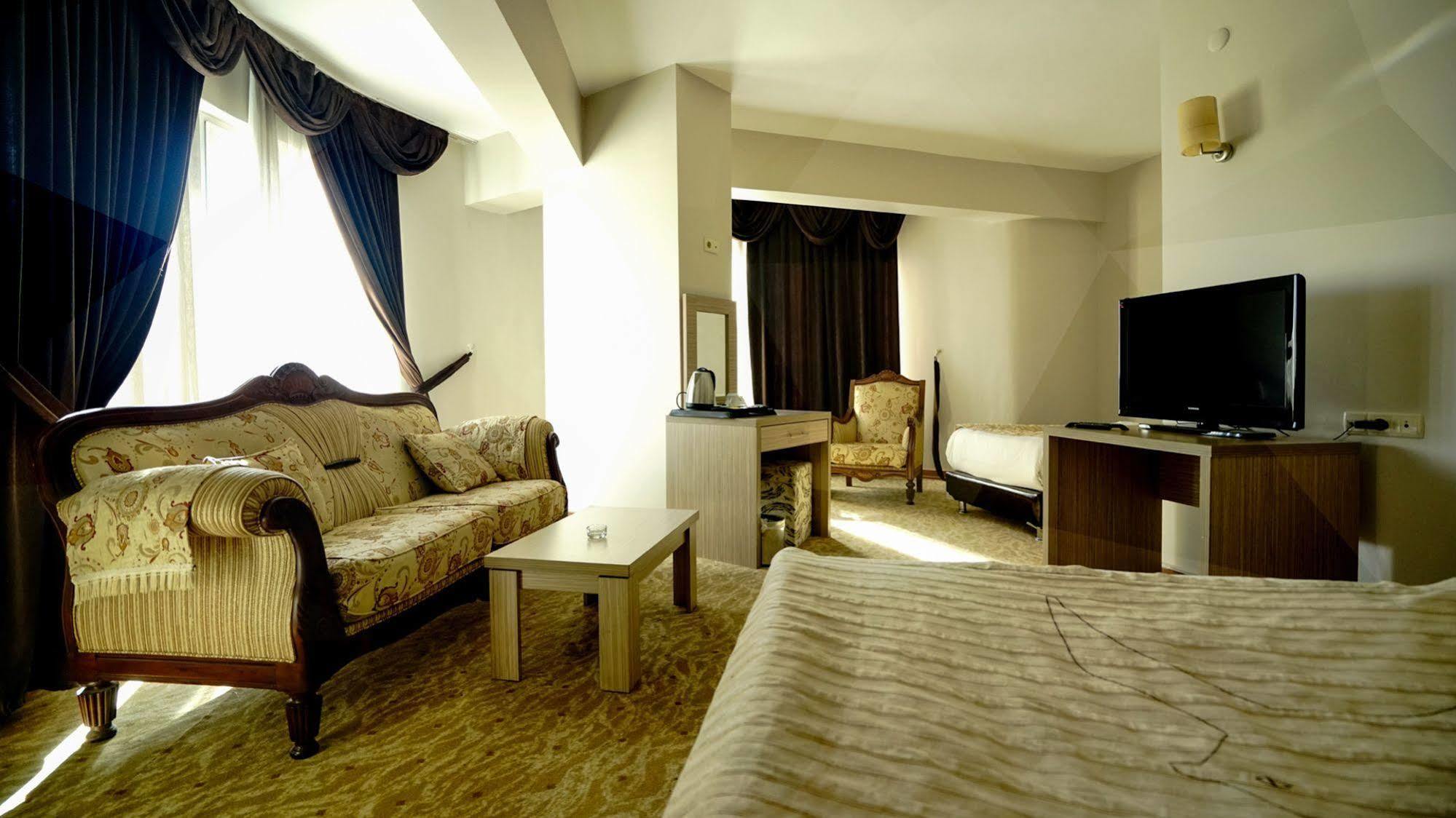 Es Albatros Hotel Eskişehir Extérieur photo
