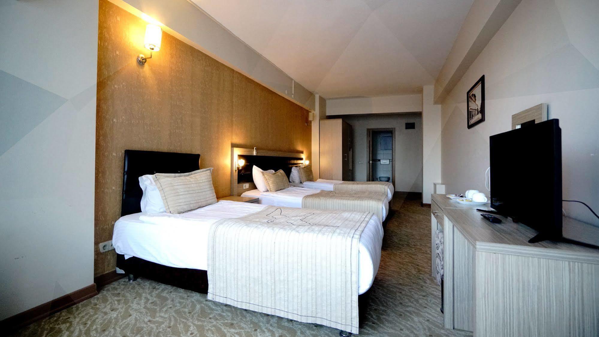 Es Albatros Hotel Eskişehir Extérieur photo