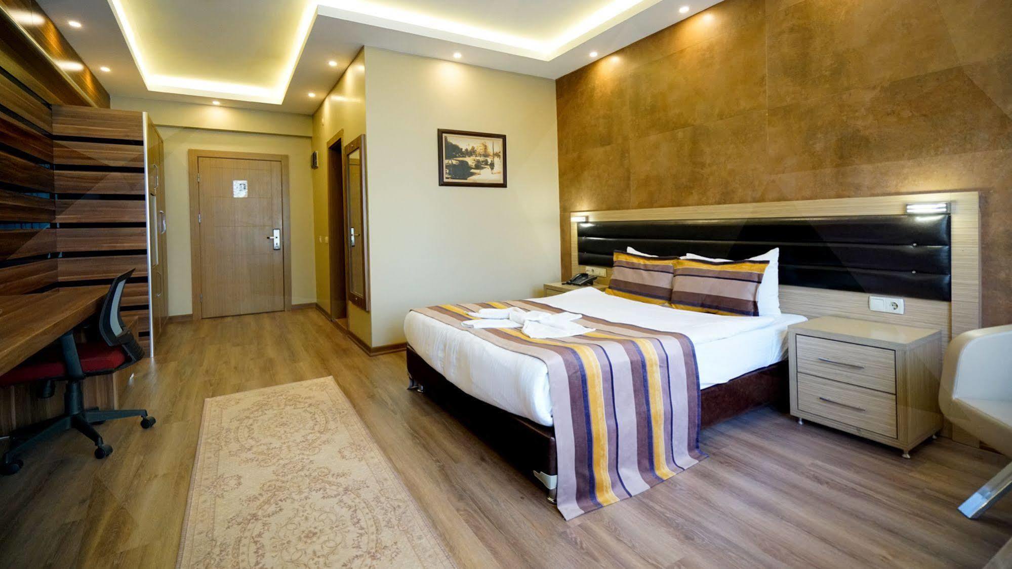Es Albatros Hotel Eskişehir Extérieur photo