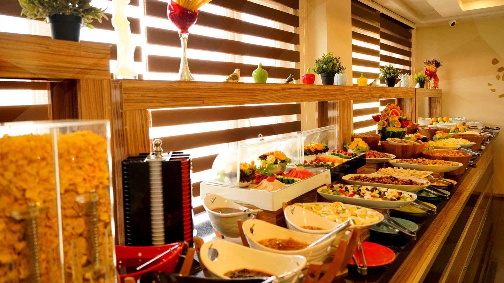 Es Albatros Hotel Eskişehir Extérieur photo
